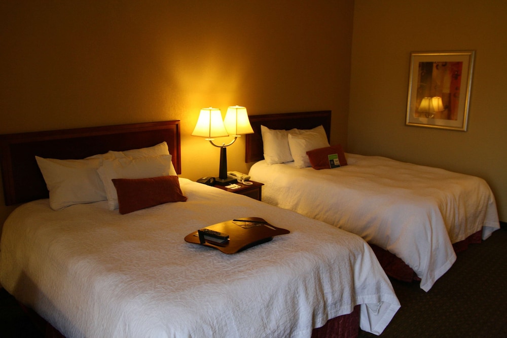 Hampton Inn Somerset - photo 42