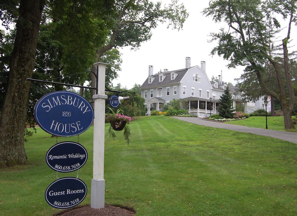 Simsbury 1820 House - photo 2