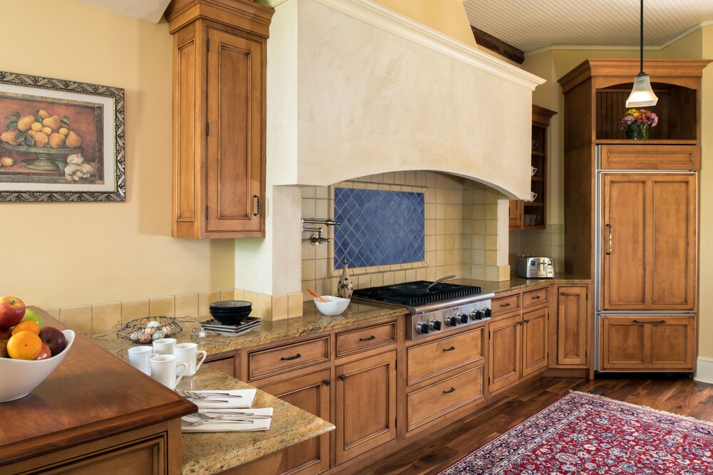 Great Oak Manor - photo 23
