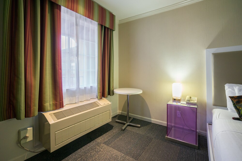 Inn at Golden Gate - photo 18