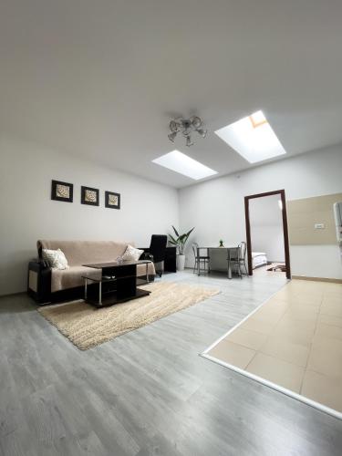 Enjoy Apartments Central Skylight Residence — 4-Star Luxury Hotel in Cluj-Napoca, Romania