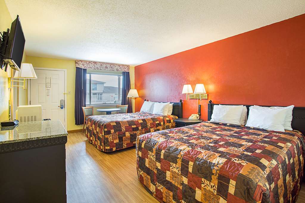 Rodeway Inn Roswell West - photo 11