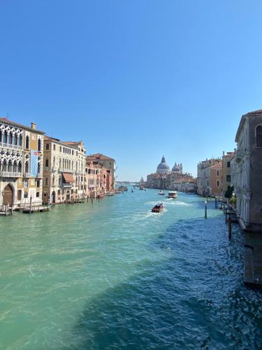 Dimora Contarini Charm Apartment on Grand Canal — 4-Star Luxury Hotel in Venice, Italy