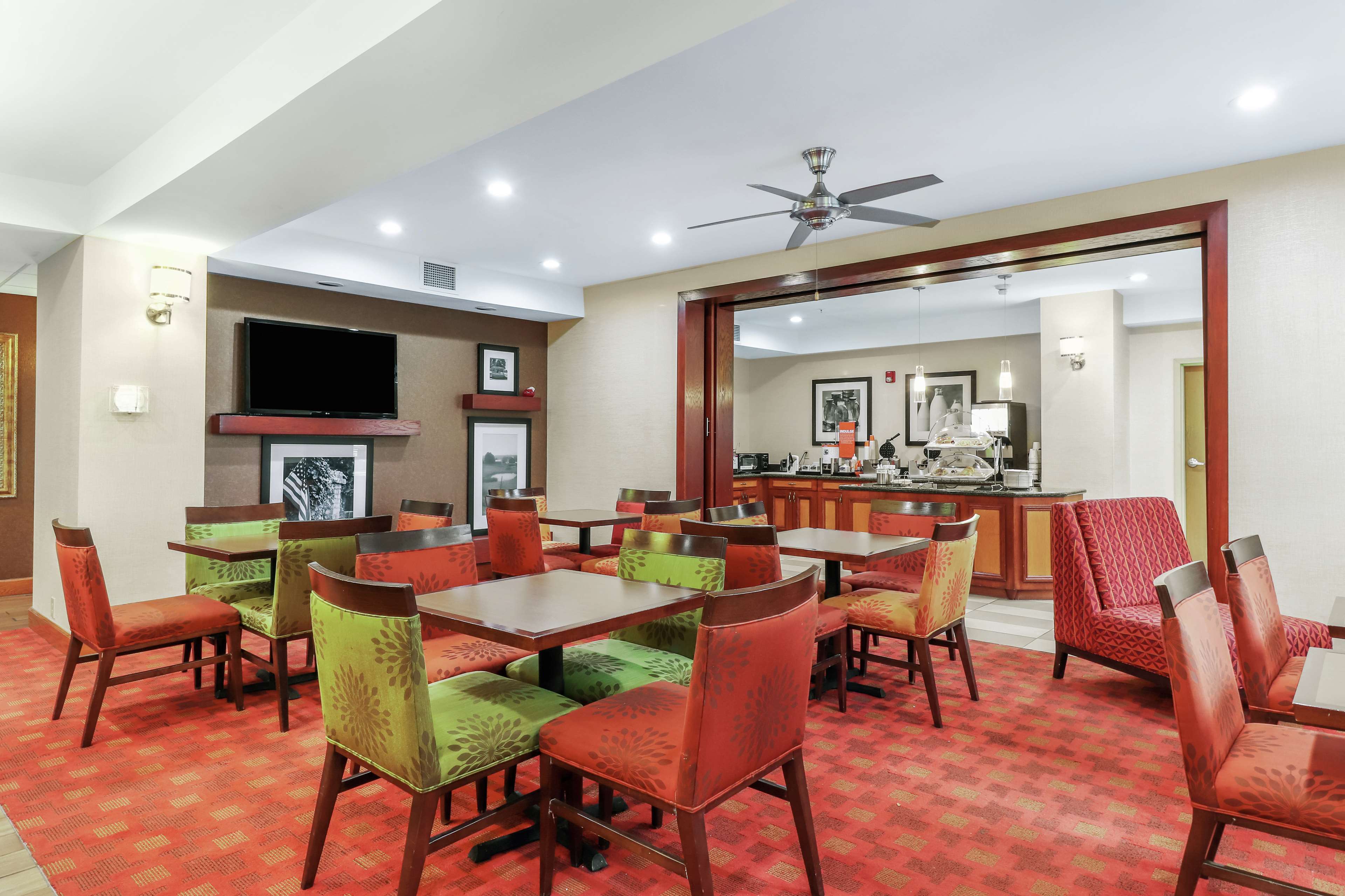 Hampton Inn Heath Newark - photo 11