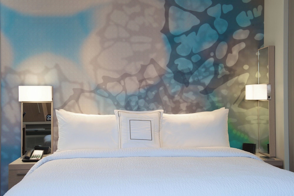 Courtyard by Marriott Seattle Everett Downtown - photo 11