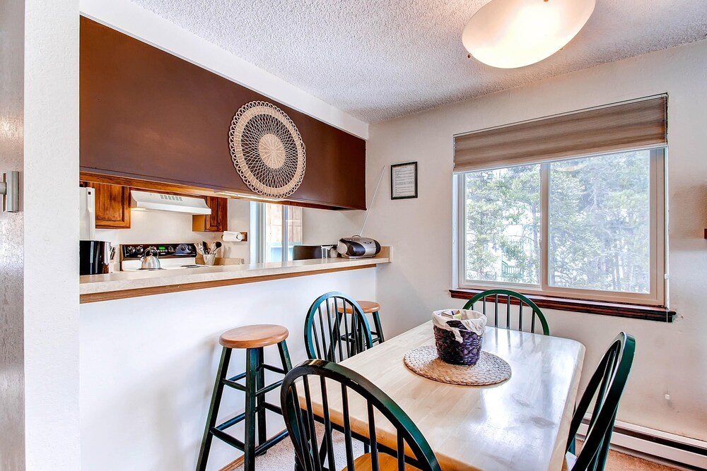 Mark IX By Peak Property Management - photo 7