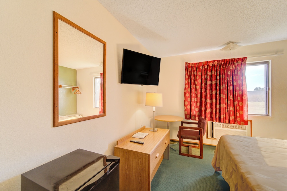 Capital O Amerihost Inn and Suites Kingdom City Hwy 54 MO - photo 30