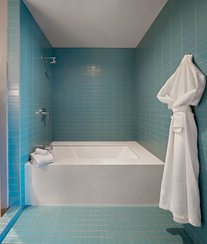 The Ruby Hotel - photo 21