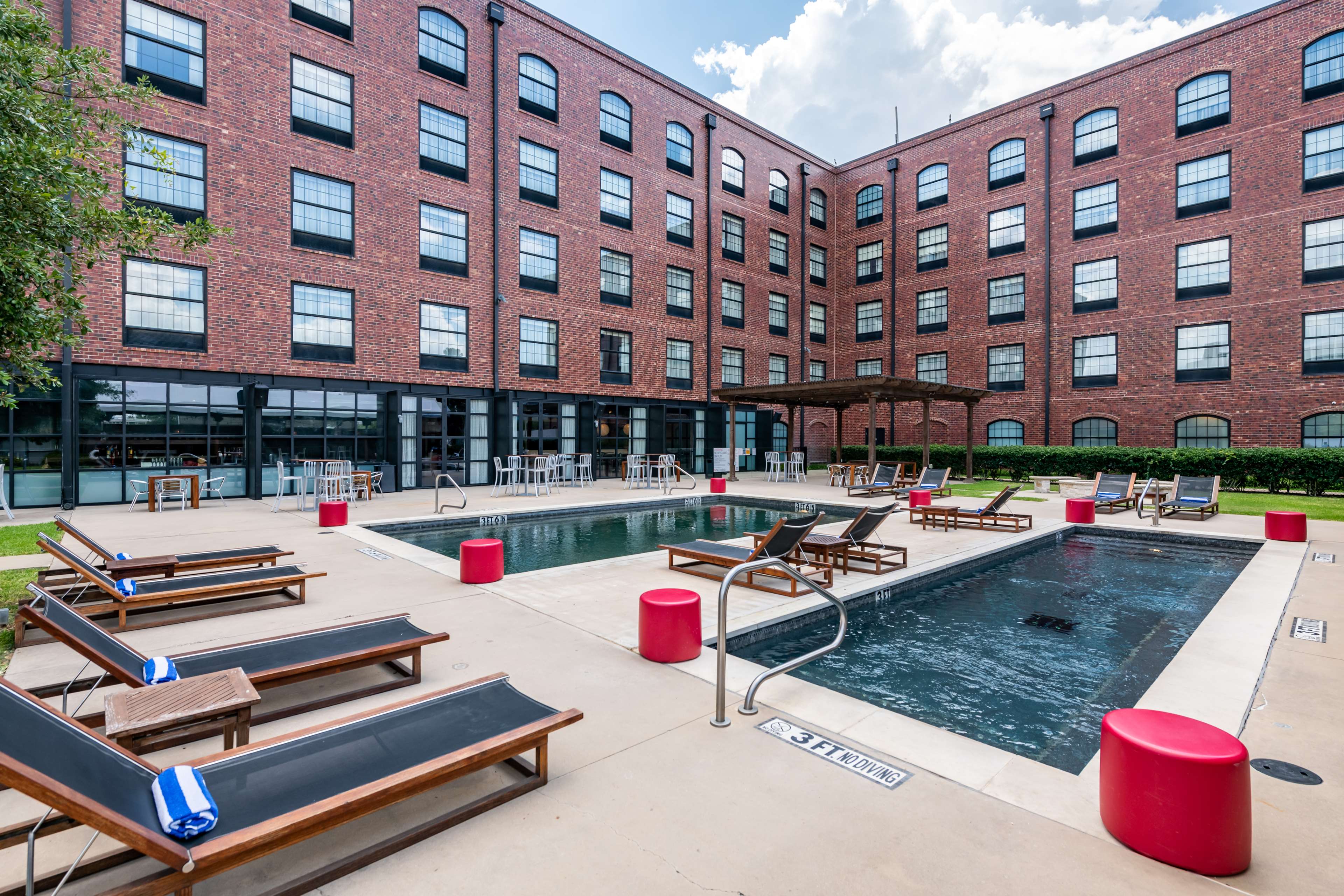 NYLO Las Colinas Hotel Tapestry Collection by Hilton - photo 9