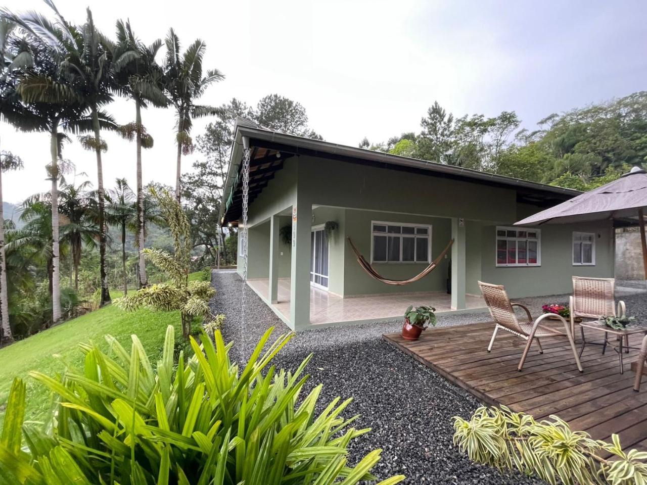 Recanto Wunderwald Casa Pomerode — 4-Star Luxury Hotel in Itajai, Brasil