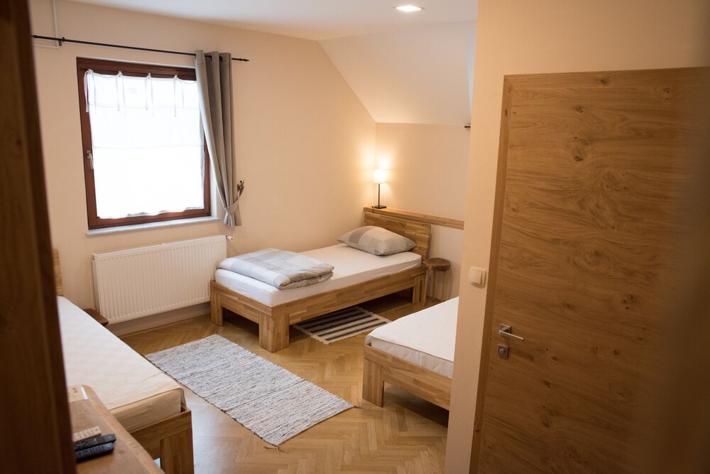 Bed & Breakfast Dvorec — Zalec — photo 3