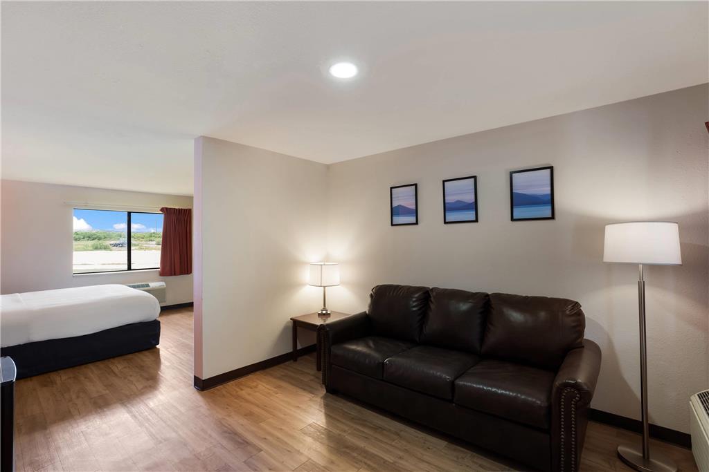 Quality Inn & Suites Junction - photo 30