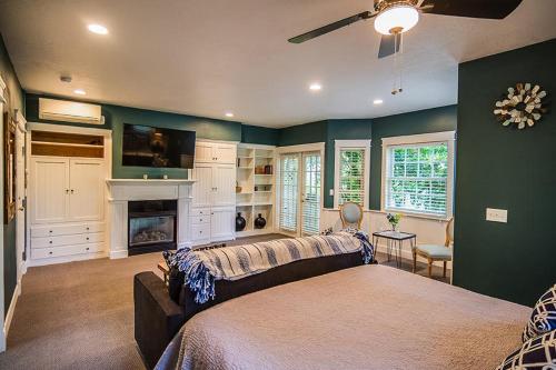 Campbell House Inn - photo 89
