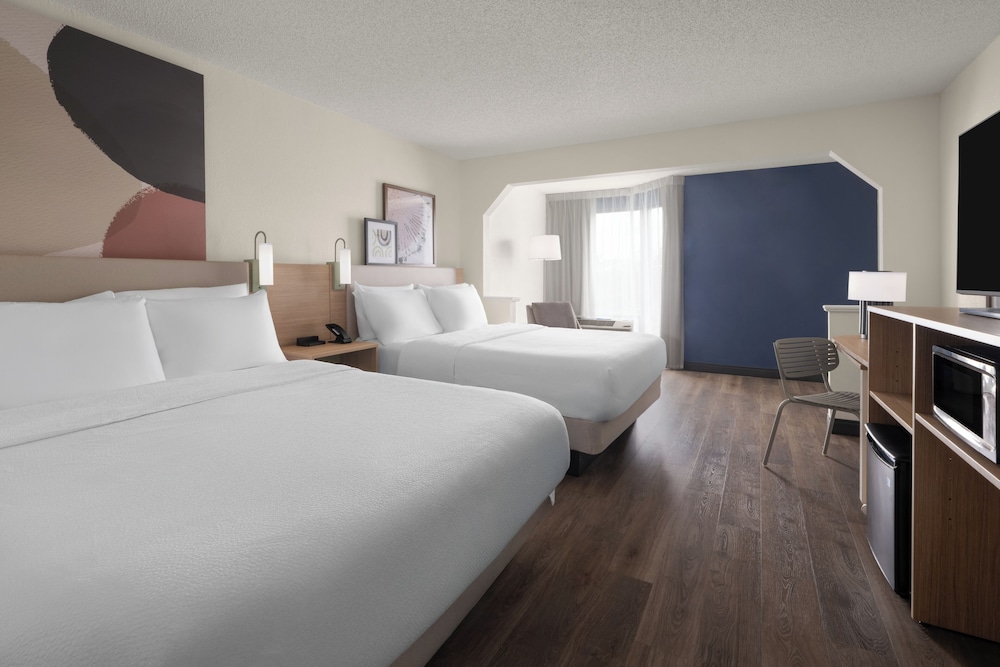 Spark by Hilton Florence North I 95 SC - photo 8