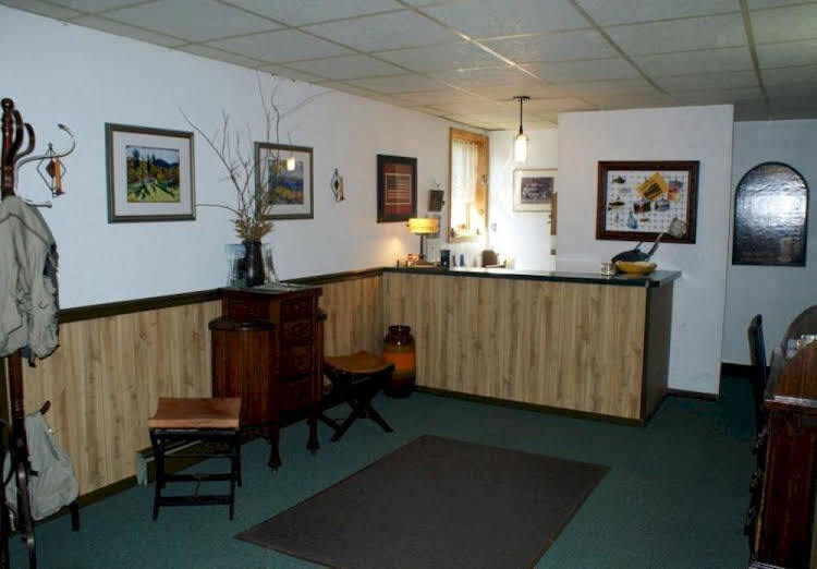 Copper Kettle Motel - photo 5