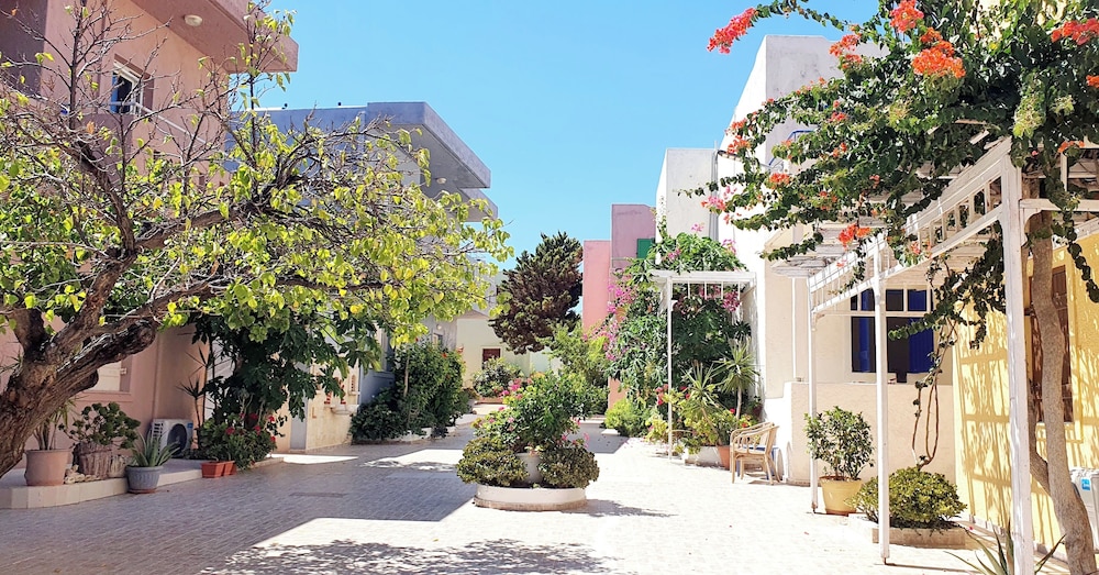 Evina Rooms and Suites in Irakleion, Greece