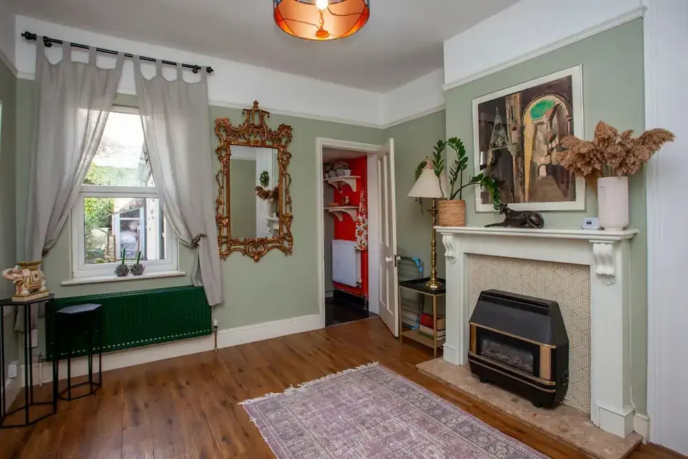 Stylish 2 Bedroom Apartment