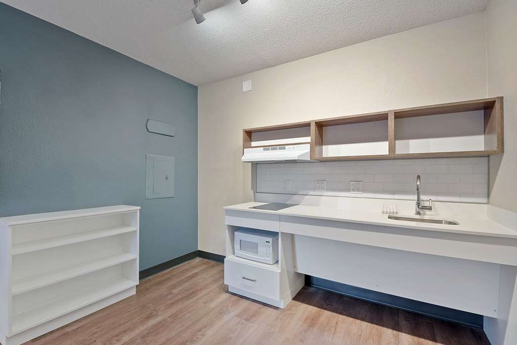 Extended Stay America Suites Miami Airport Blue Lagoon - photo 23