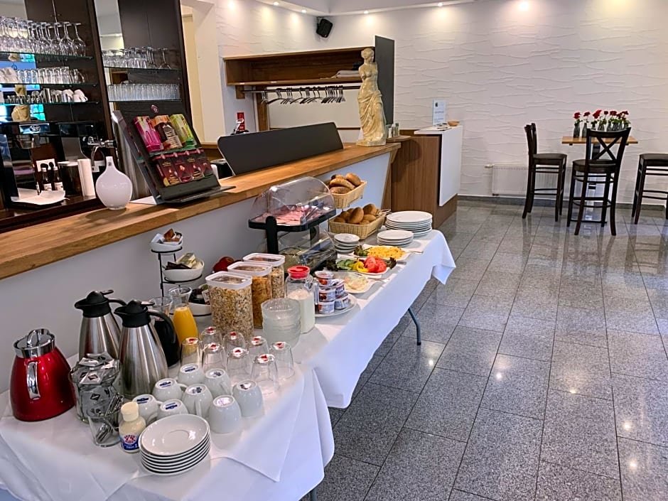 Hotel Und Restaurant Zeus - carbon neutral hotel in Wolfsburg