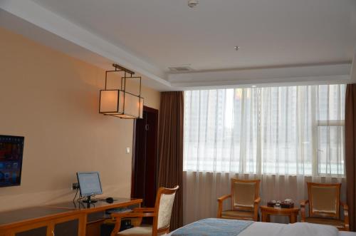Yilong Hotel - last minute hotel in Huizhou
