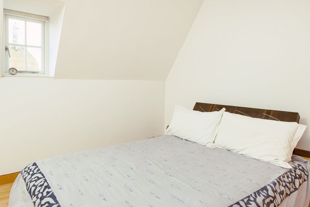 Unique Stay Edinburgh — 4-Star Luxury Hotel in Edinburgh, United Kingdom