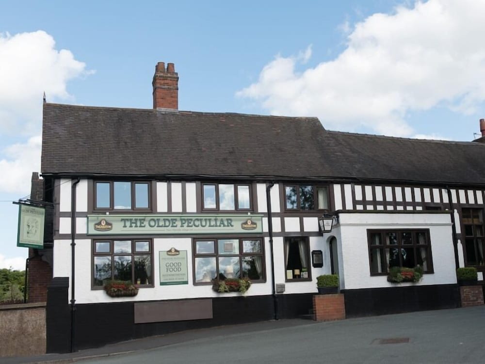 The Olde Peculiar — hotel in Rugeley