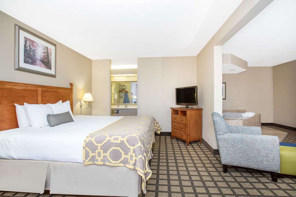 Baymont by Wyndham Hays - photo 23
