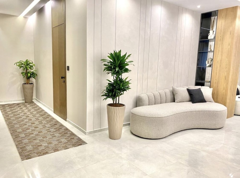 Elmar Comfort in Vlore, Albania