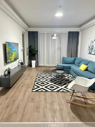 Regina's Sky View Apartment 32nd floor — 4-Star Luxury Hotel in Skopje, Republic of Macedonia