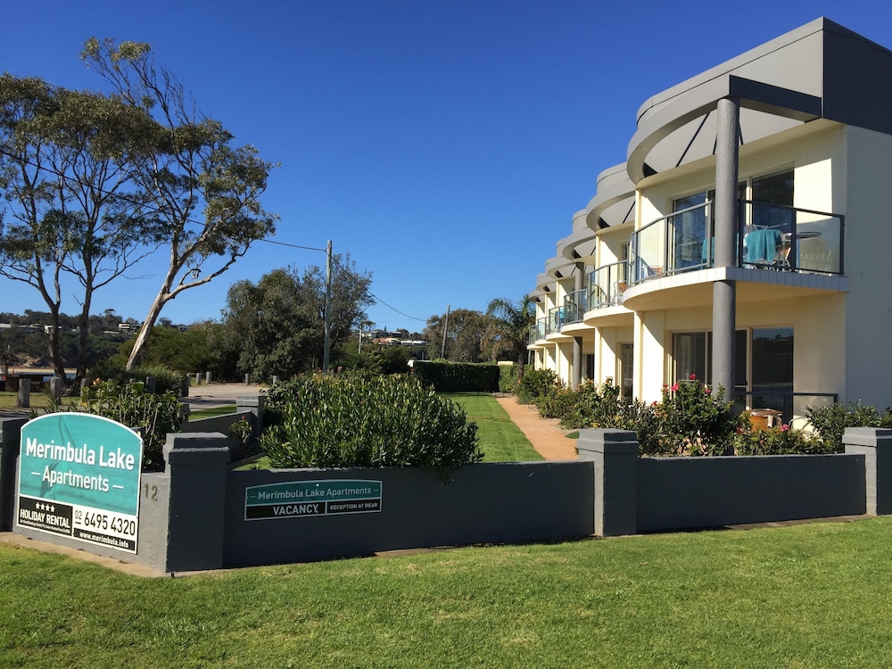 Merimbula Lake Apartments — 4-Star Luxury Hotel in Merimbula, Australia
