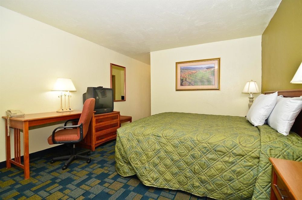 Americas Best Value Inn Pauls Valley - photo 9