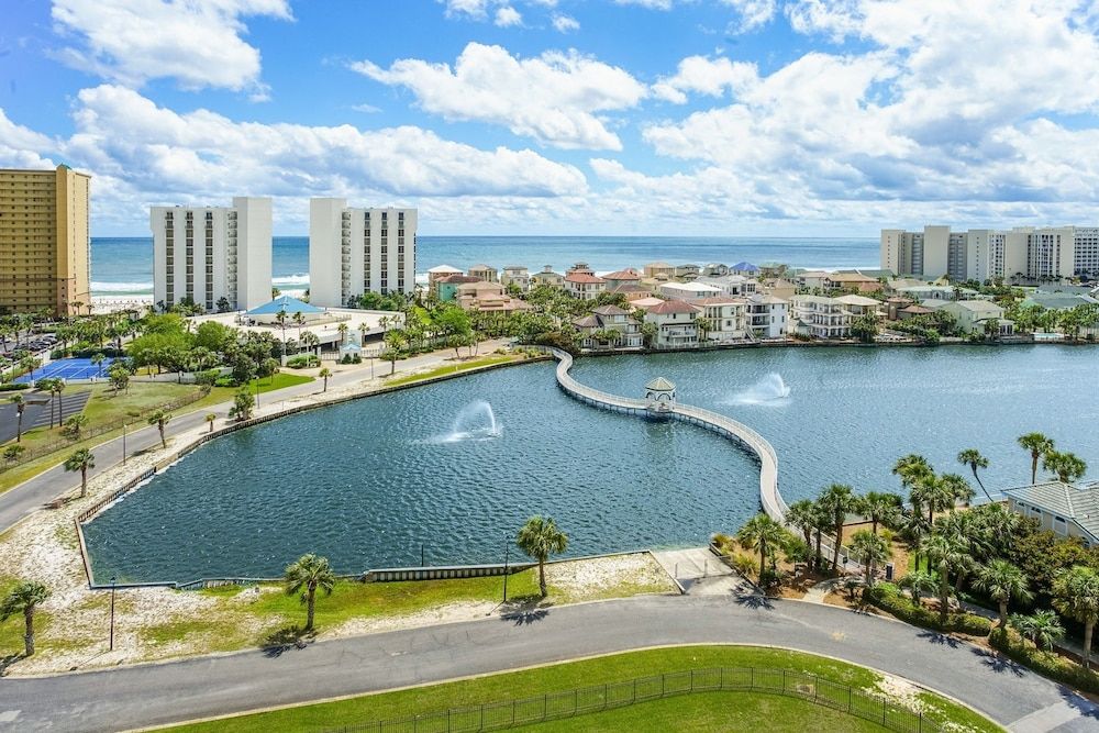 The Terrace at Pelican Beach — hotel near Destin Executive Airport