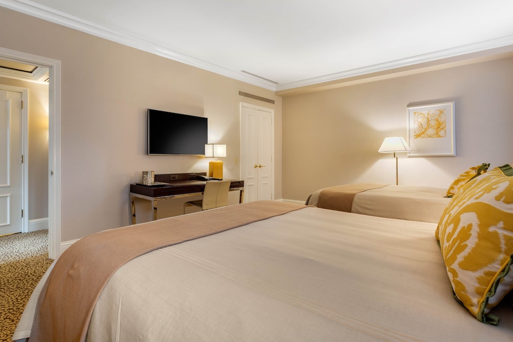 Omni Berkshire Place - photo 78
