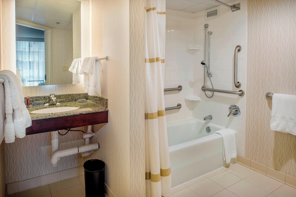 Marriott St. Louis Airport - photo 36