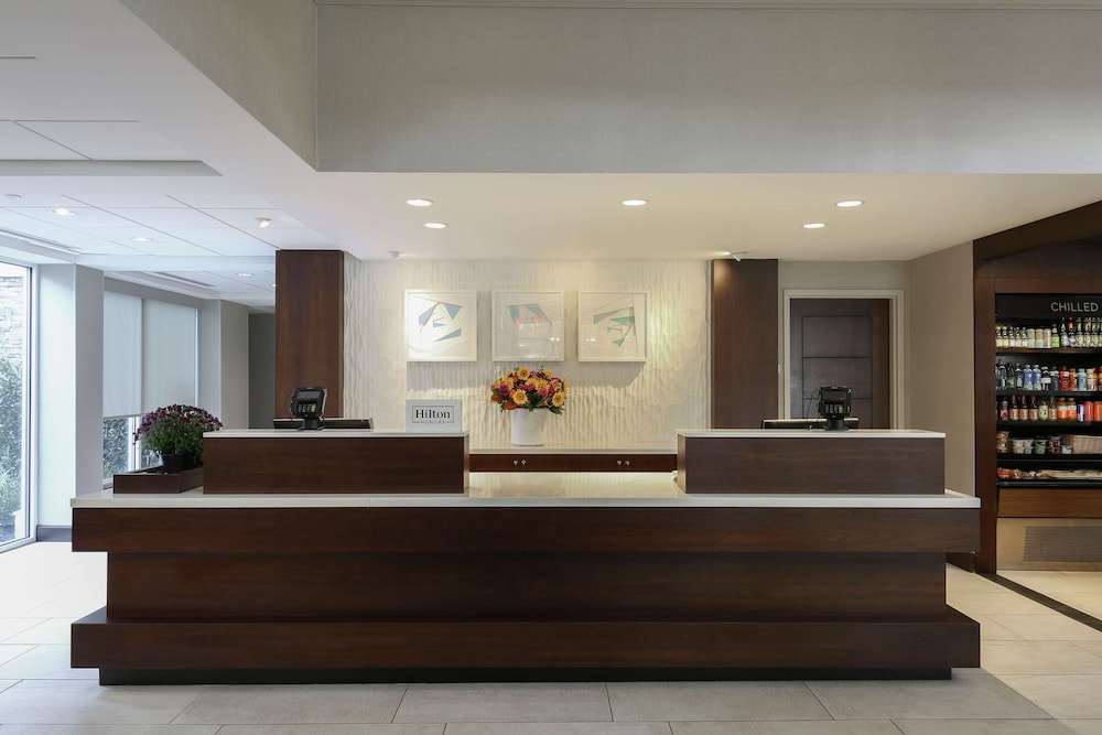 Hilton Garden Inn Melville - photo 8