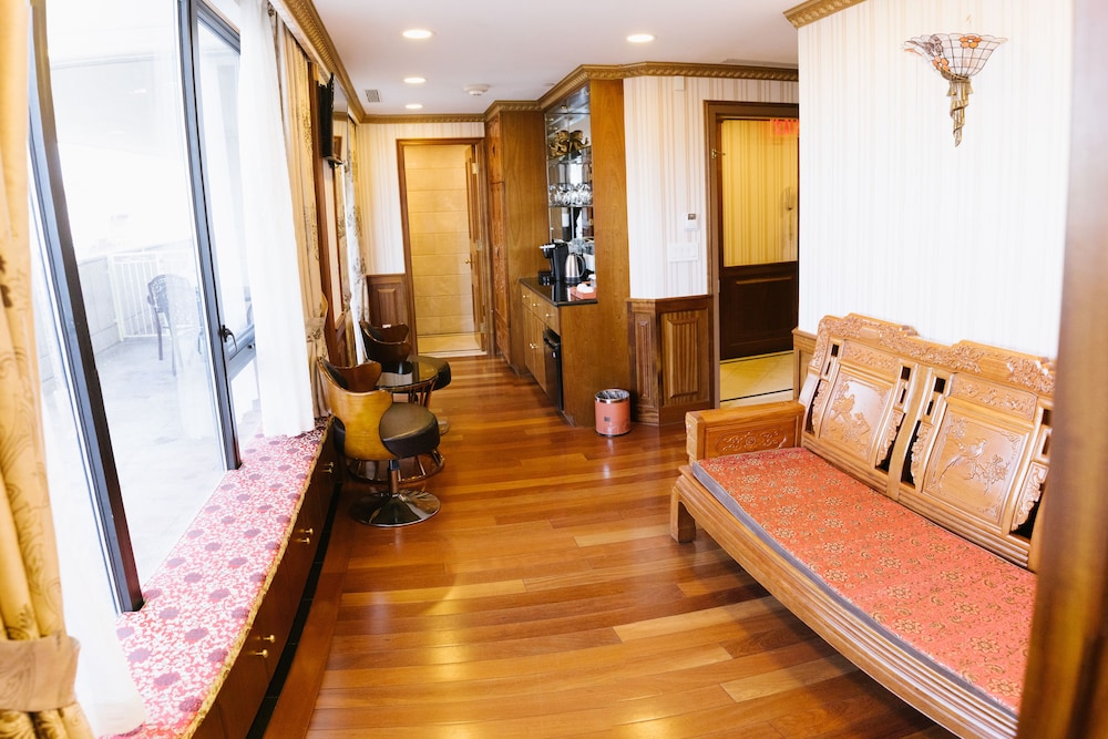 The Allen Hotel - photo 33