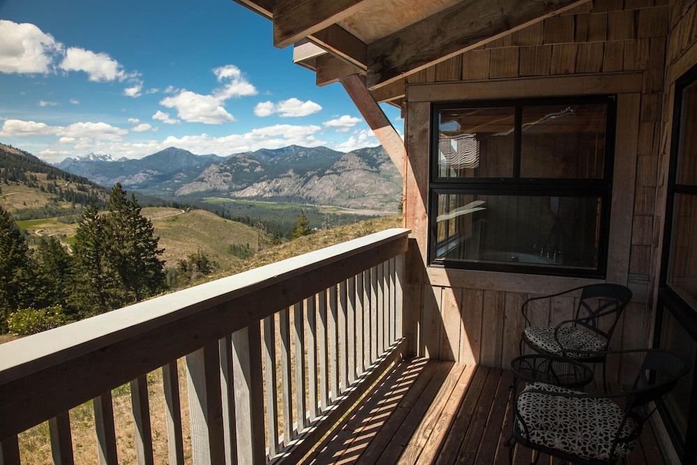 Sun Mountain Lodge - photo 33