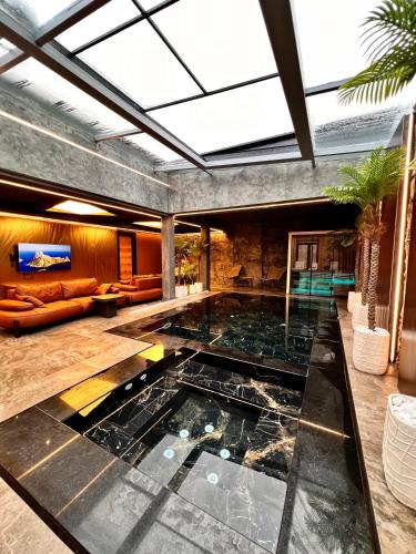 Motel Villa Princi — 4-Star Luxury Hotel in Kosovo Polje, Kosovo