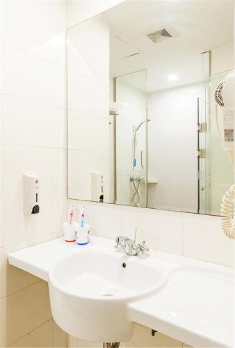 Hanting Hotel - carbon neutral hotel in Jinan