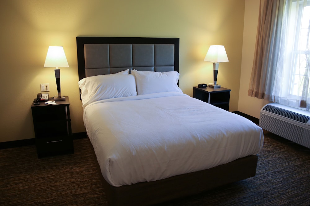 Candlewood Suites Portland Scarborough by IHG - photo 6