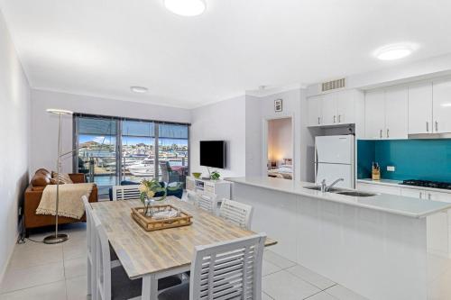 Marina View Port Geographe with WiFi — hotel in Geographe