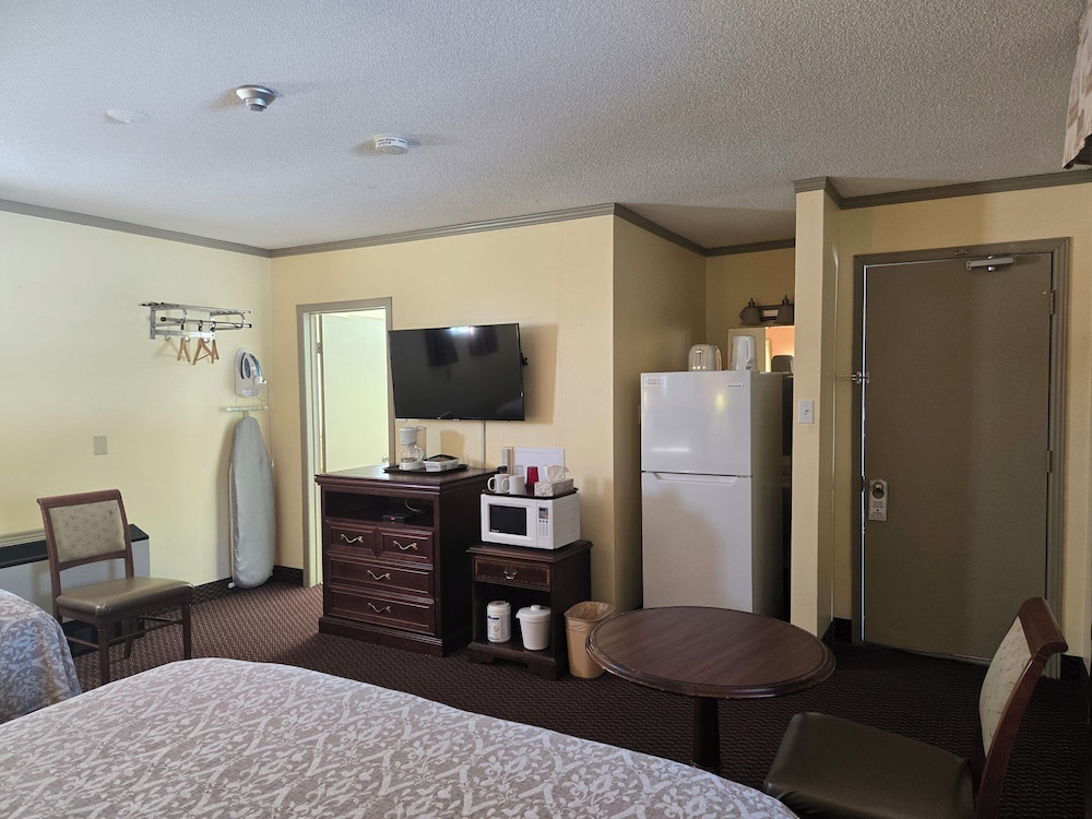 The Village Inn Motel — Elliot Lake — photo 5