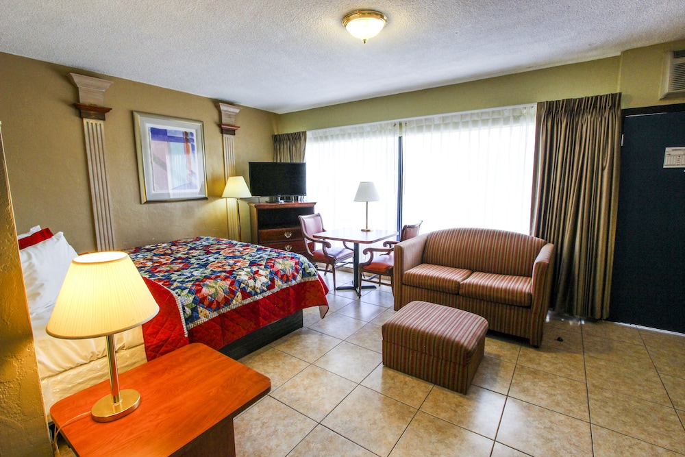 Oceans Beach Resort - photo 42