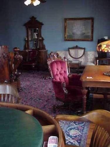 Ant Street Inn — Brenham — photo 2