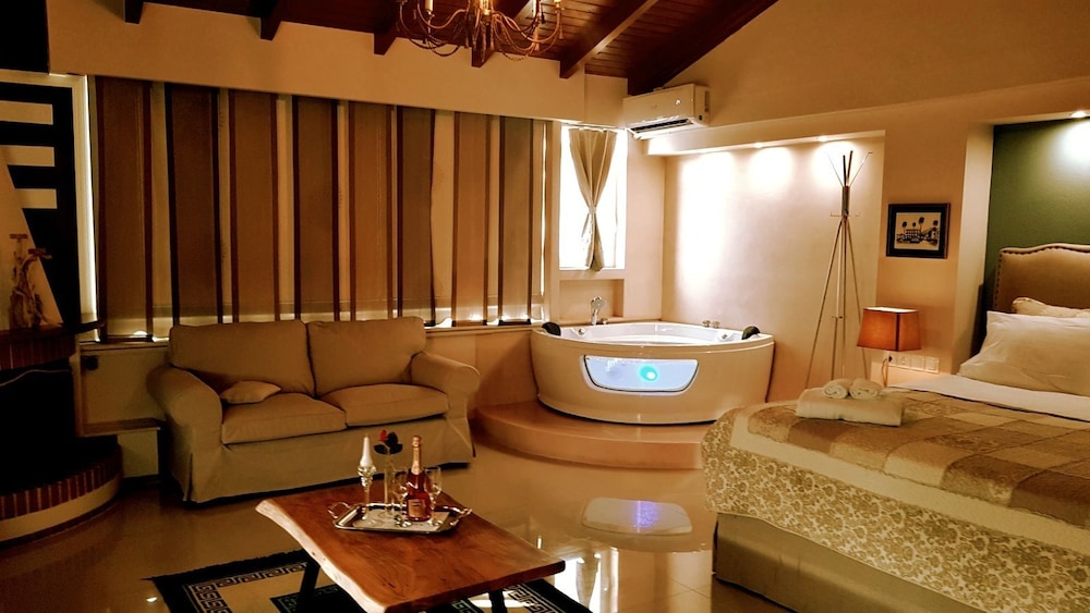 Q Suites Preveza - last minute hotel in Preveza