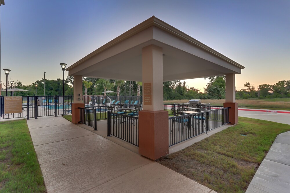 Candlewood Suites College Station At University by IHG - photo 62