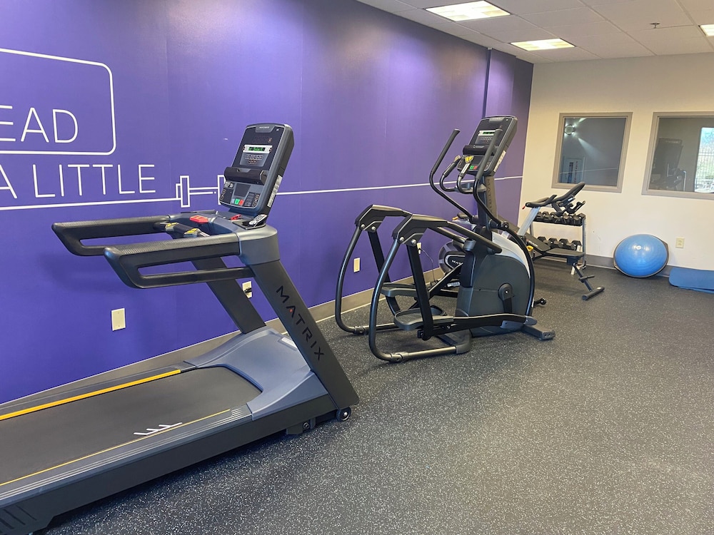 Holiday Inn Express Hotel & Suites Dyersburg by IHG - photo 40