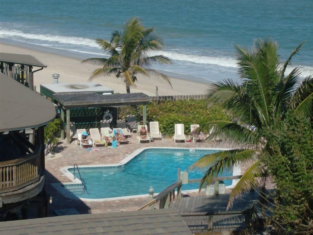 The Driftwood Resort - photo 23