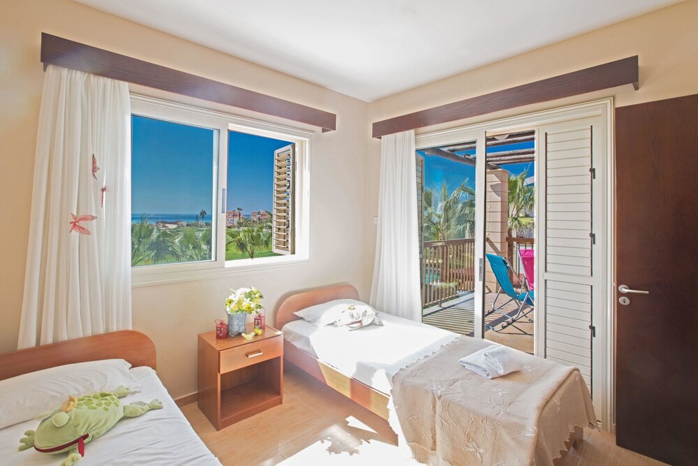 Cyprus Villa Sunny 5 Gold