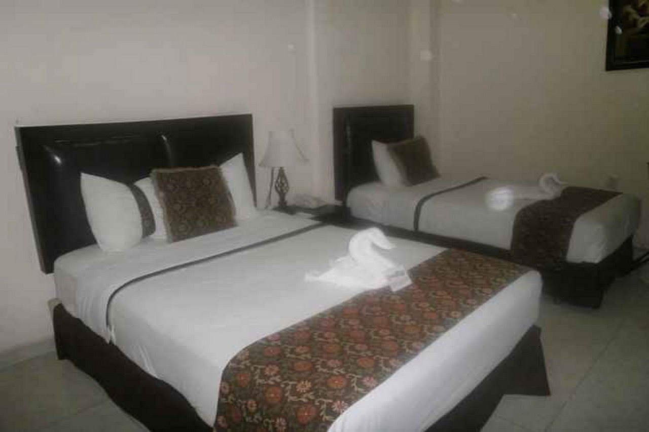 Hotel Esmeralda's